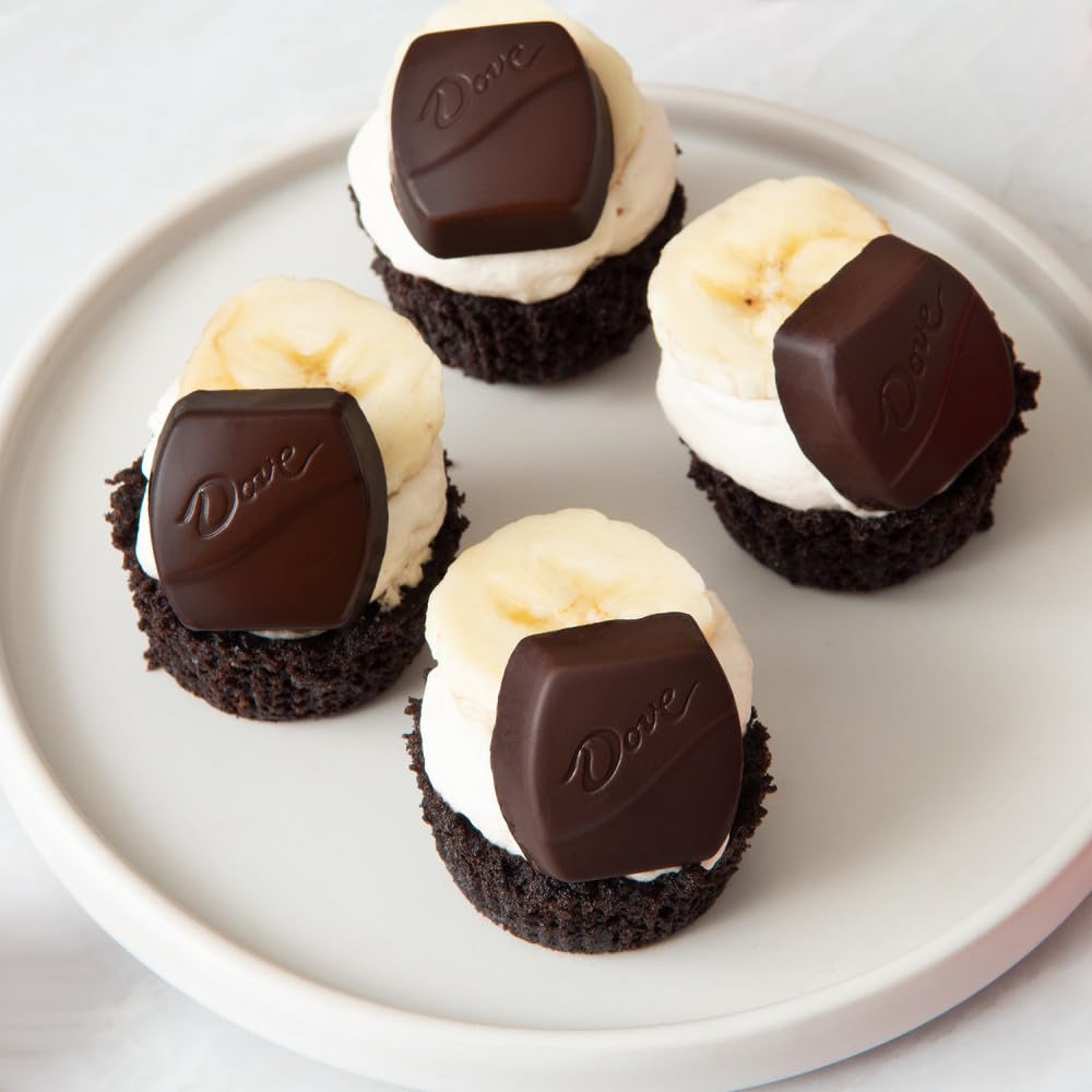 Dove Promises eight-pack display in an office candy dish for sharing.