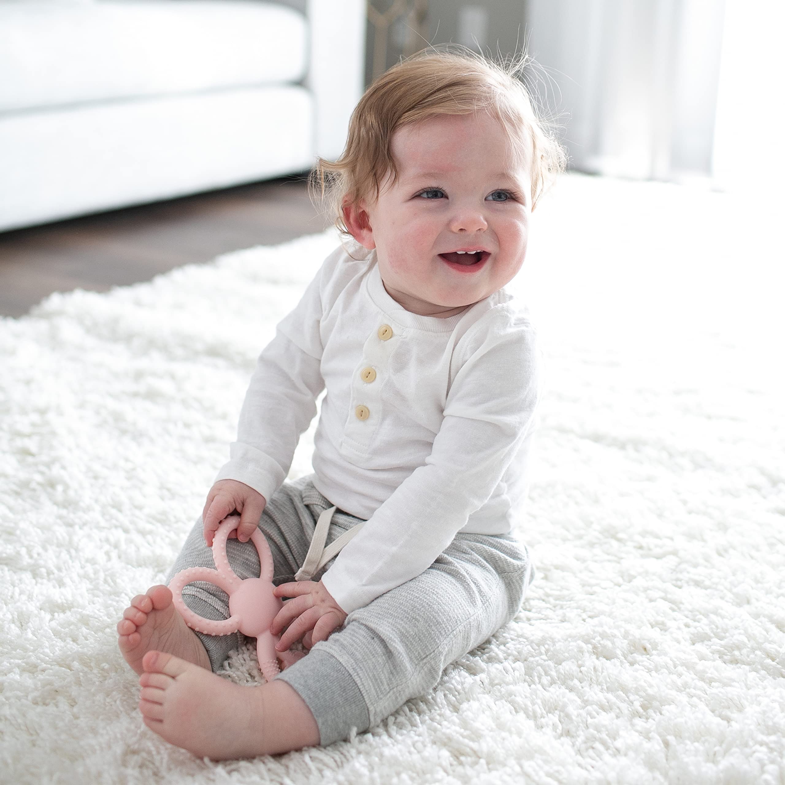 Dr. Brown's Flexees Bunny Teether suitable for babies 3m+.