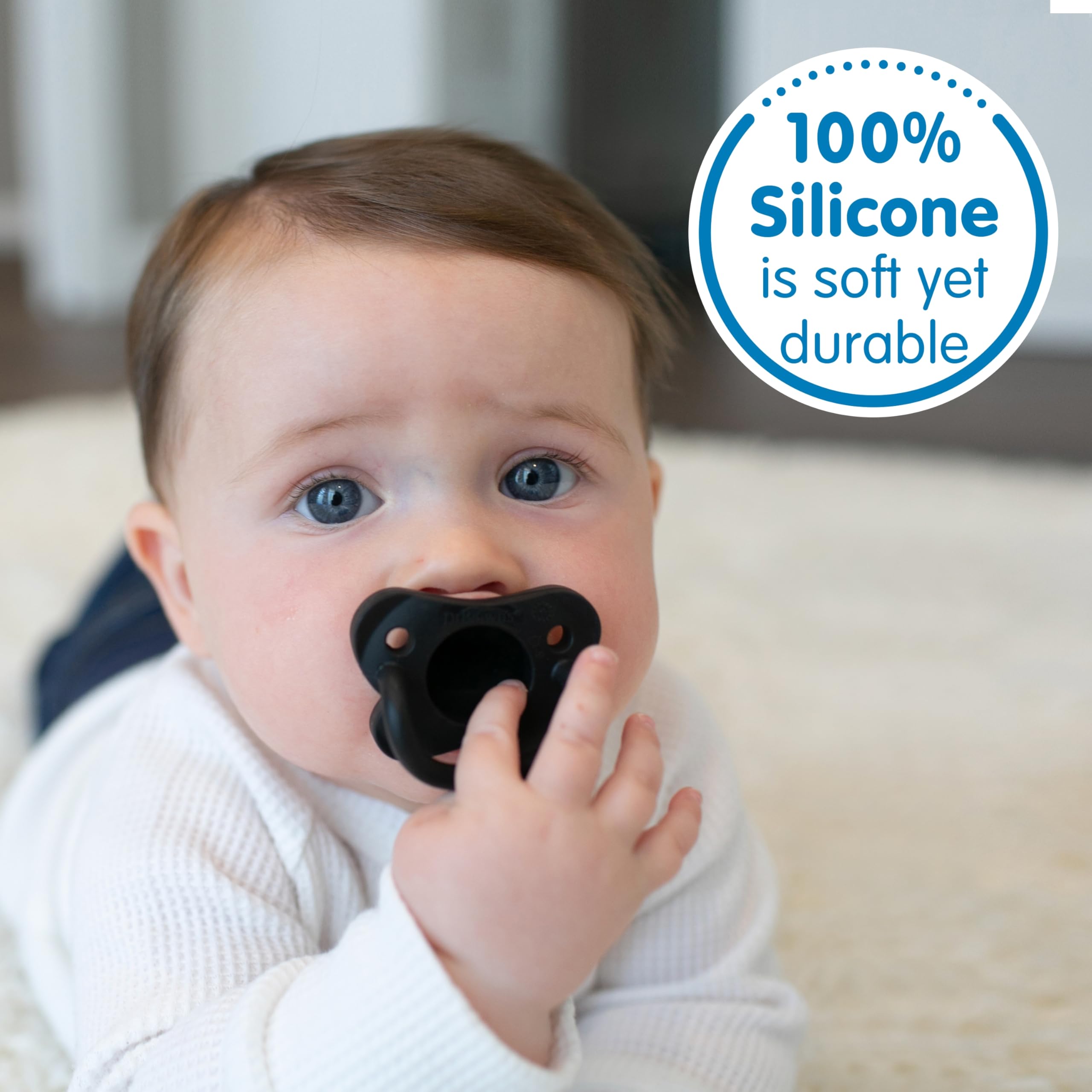 Dr. Brown's HappyPaci one-piece design cleans easily and minimizes crevices.