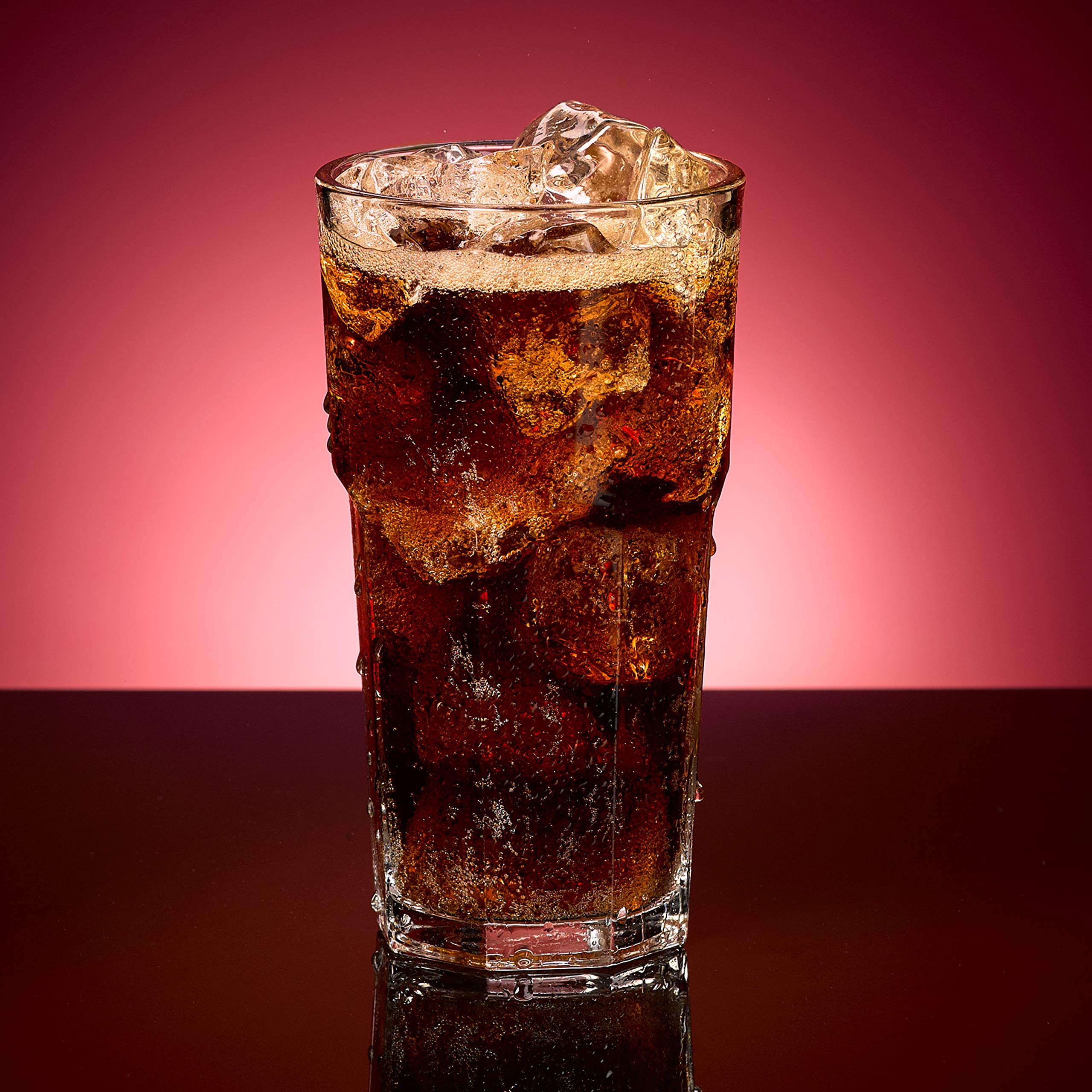 Dr Pepper Zero Sugar can depicting a zero-sugar option within the lineup.