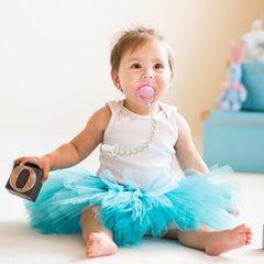Draklary adjustable length at 23 cm supports growing babies.