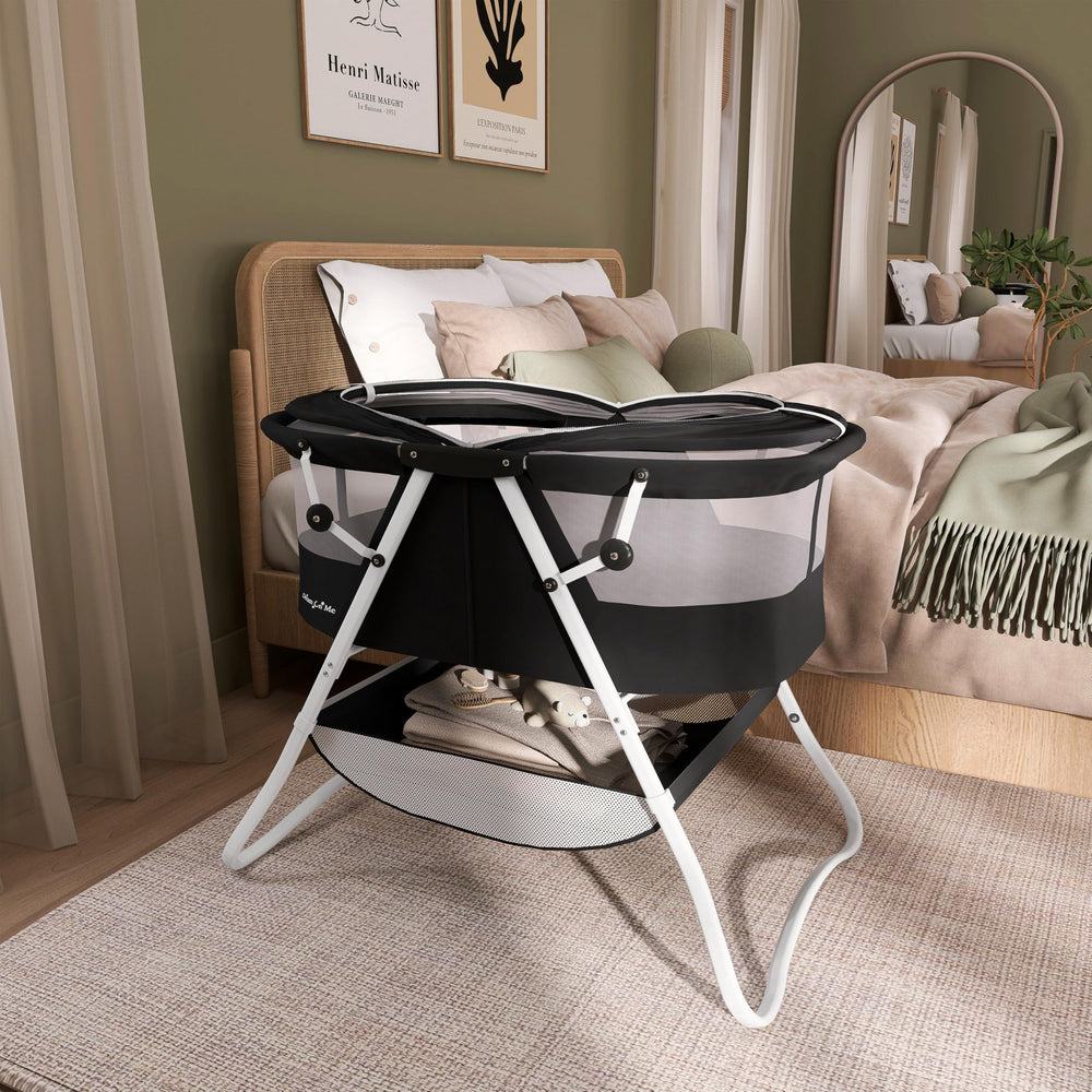 Dream On Me Karley Bassinet with double canopy to shield baby from light