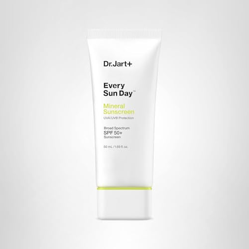Dr.Jart+ Every Sun Day supports the skin barrier for sensitive complexions.