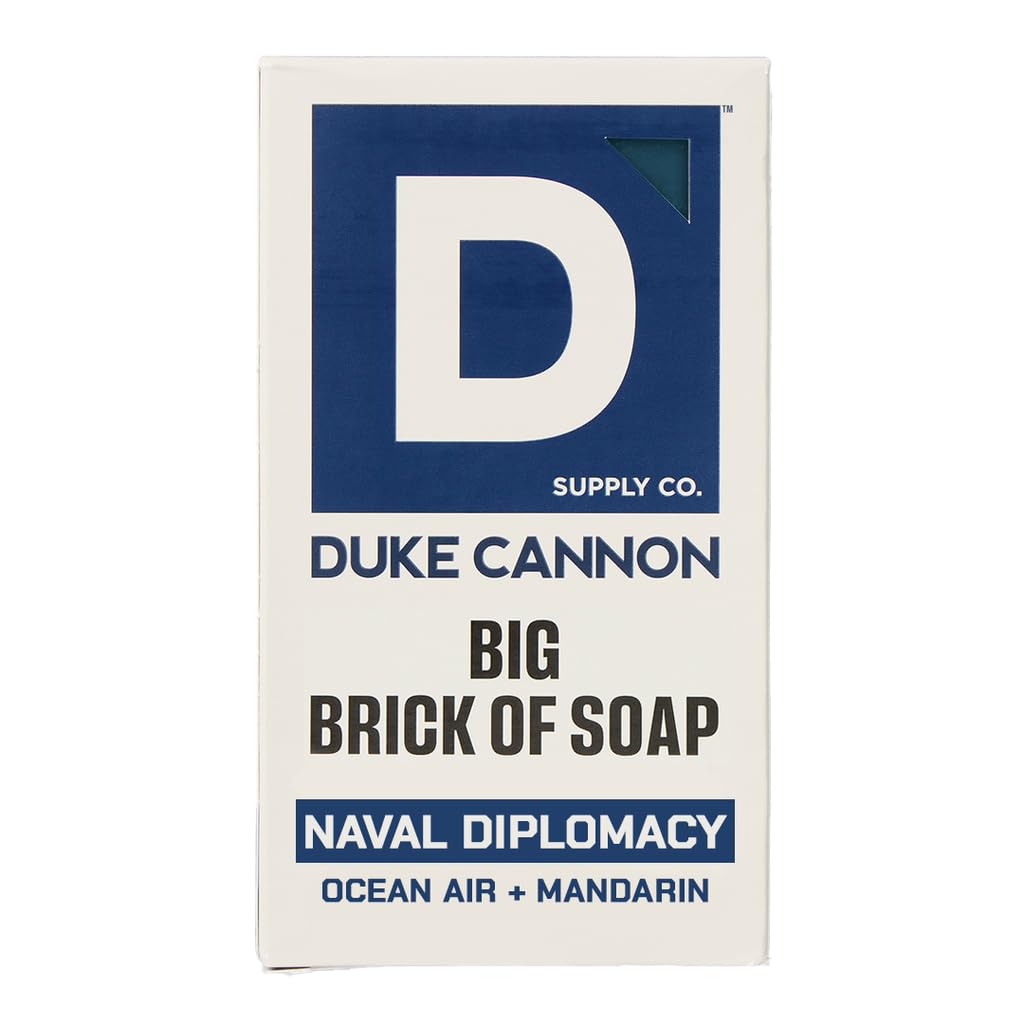 Duke Cannon Naval Diplomacy 10oz bar close-up, bold ocean air fragrance for a refreshing cleanse.