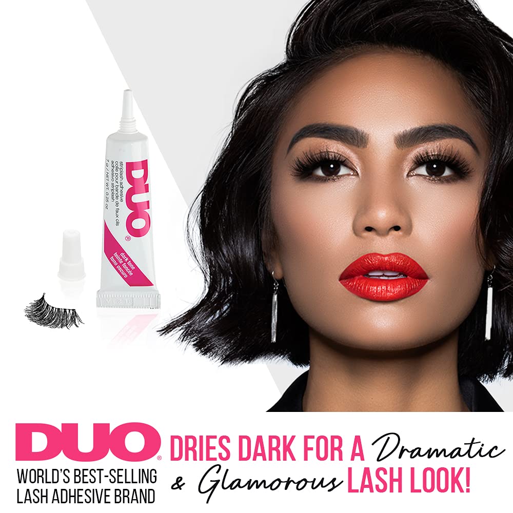 DUO Eyelash Glue Dark Tone drying action ready for lash placement.