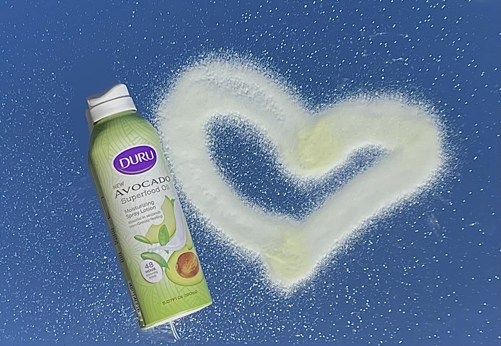 Duru Avocado spray-on application showing hands-free moisturizing use
