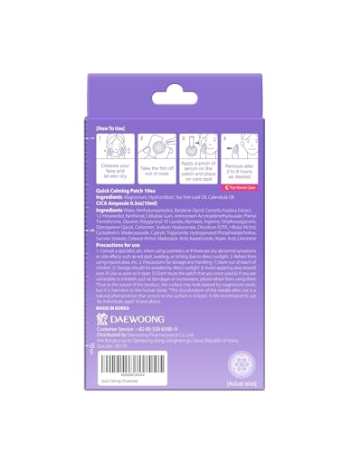 DWEasyDerm patch adhesion close-up demonstrates secure fit over blemish.