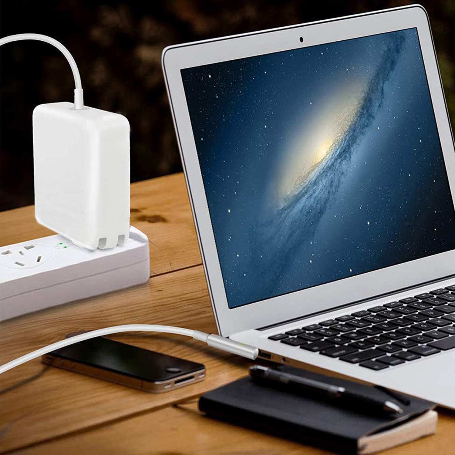 Compatible with 13-inch Pro models produced before mid-2012.