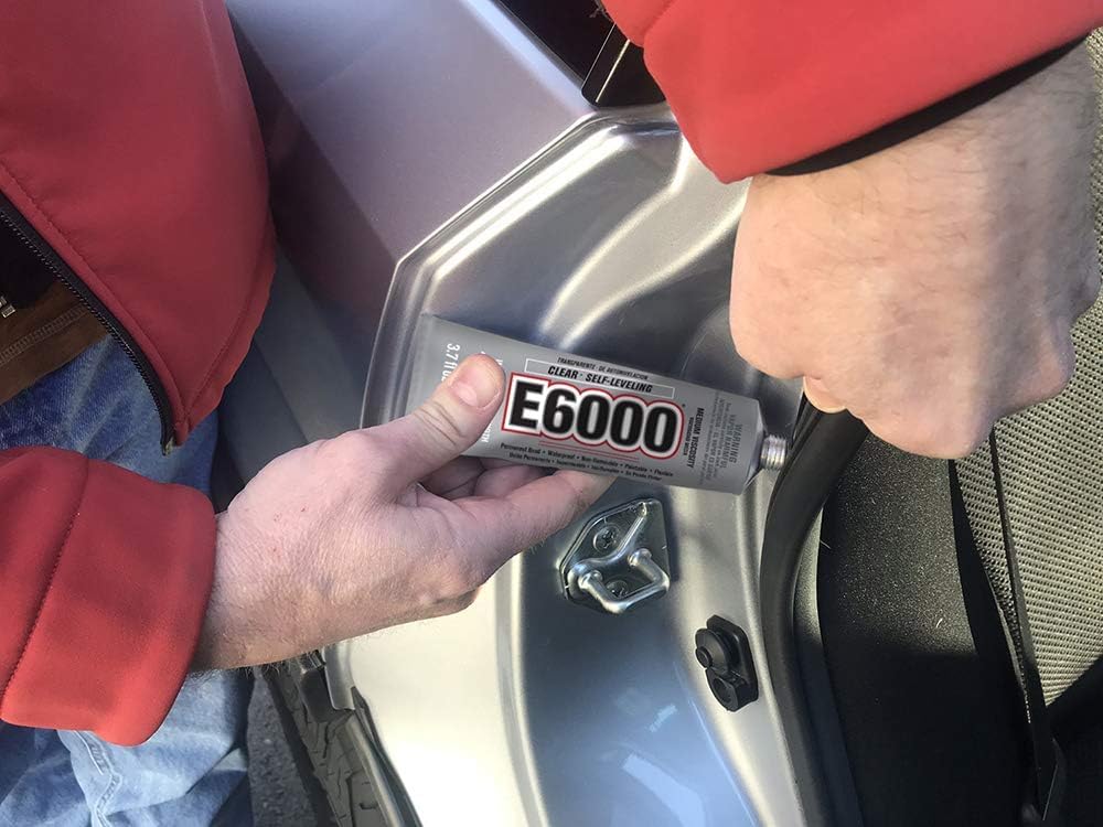 E6000 adhesive bottle cap closeup, waterproof and flexible bonding option.