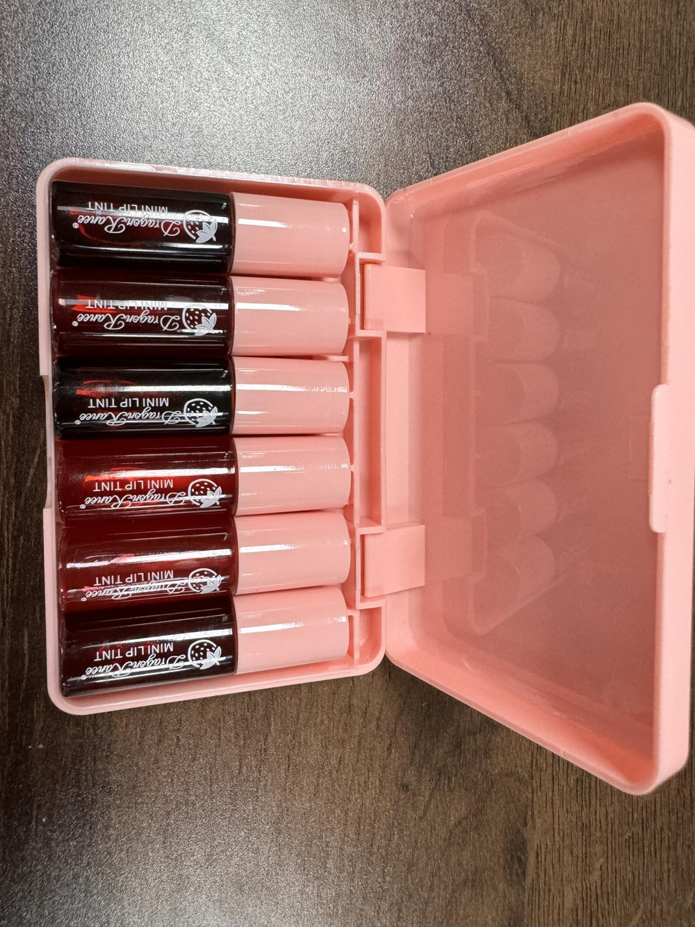 Eakroo six-shade collection preview for color coordination.