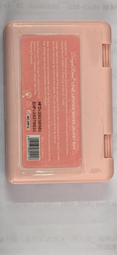 Eakroo waterproof lip tint swatch showing durable color