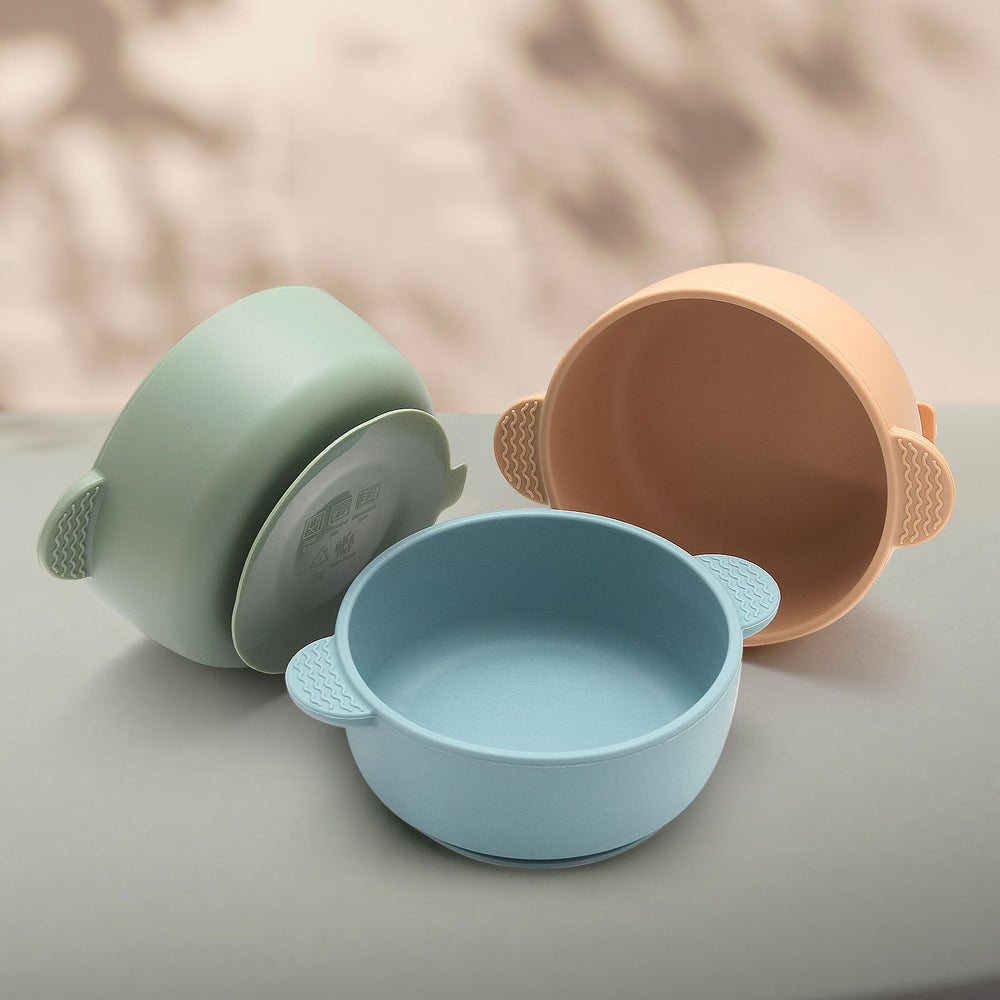 Eascrozn bowls show non-slip handles for stable self-feeding.