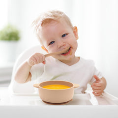 Eascrozn bowls in distinct colors to attract and differentiate use