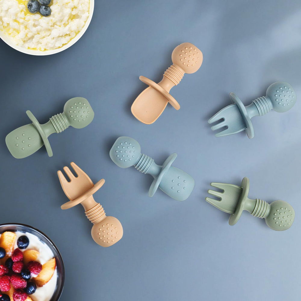 Eascrozn BPA-free silicone ensures safe, durable feeding time
