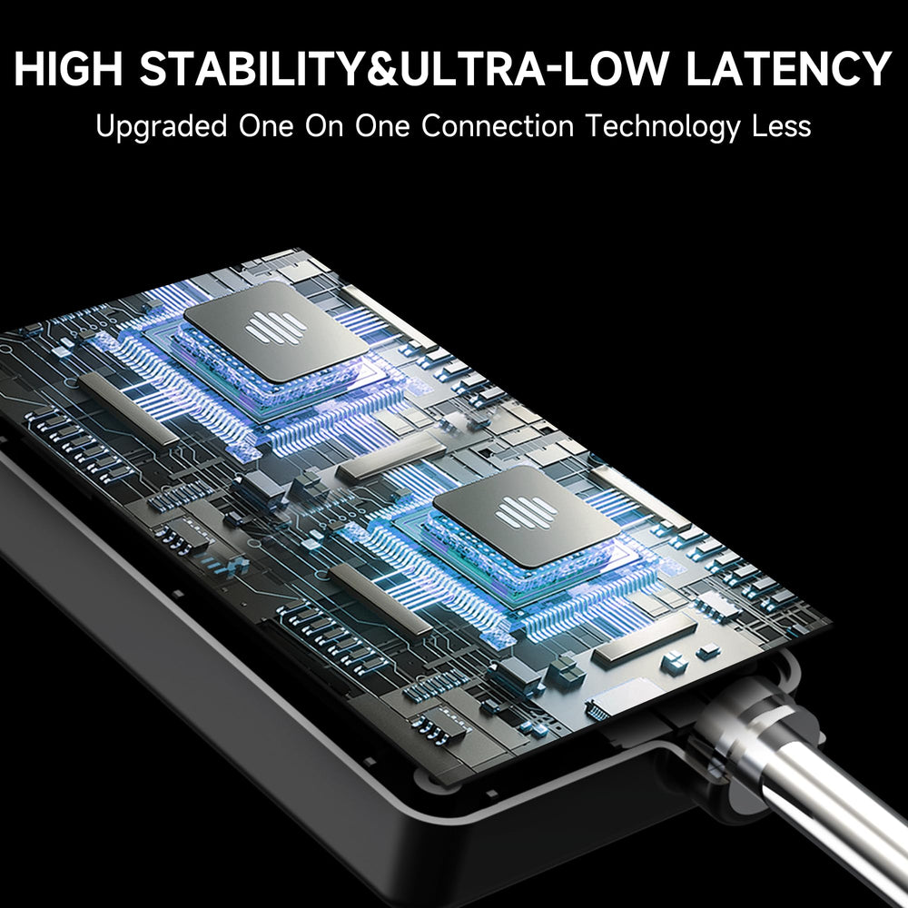 ECHOMUSSY wireless microphone demonstrating one-to-one connection for low-latency performance.