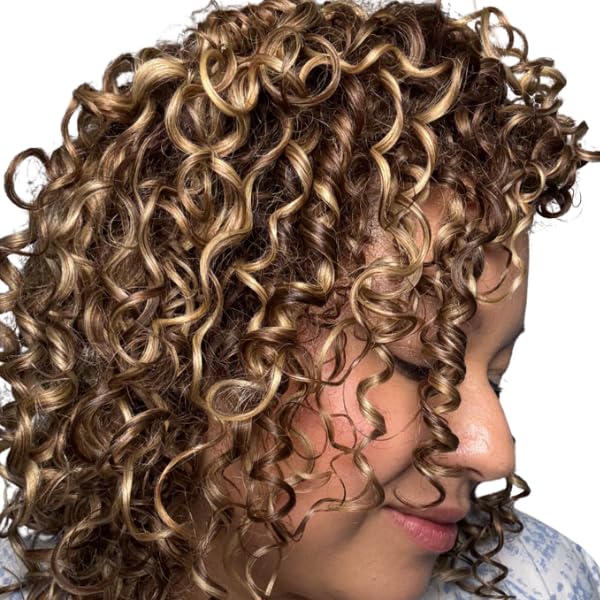 Ecoslay Orange Marmalade curls-definition closeup shows defined curls and texture