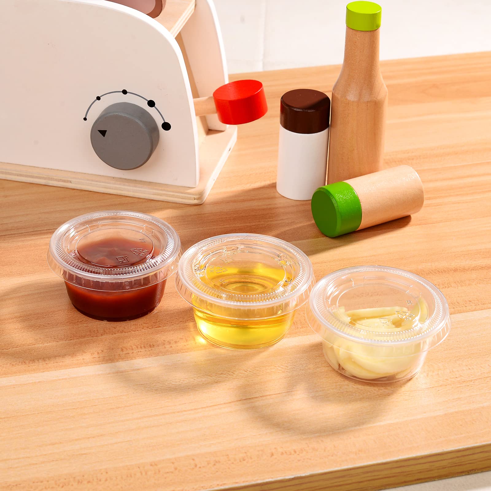 EDI 2 oz cups reduce mess with secure sealing and portable use