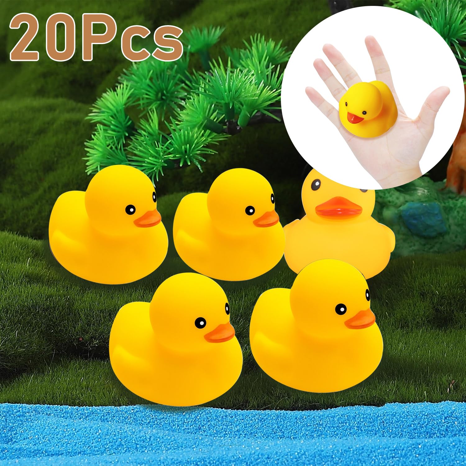 Ensbelei squeaky ducks close-up with red beaks in play