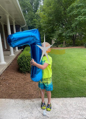 Enyeopd number balloon color options show vibrant hues for themed celebrations.