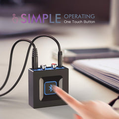 Esinkin pairing button facilitates quick setup and instant connection.