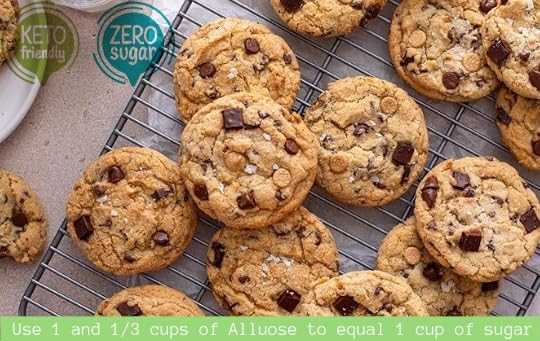 Espure Organic Allulose measuring spoon in use for precise, low-calorie sweetening.