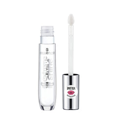 essence Extreme Shine Volume Lip Gloss brush close-up shows smooth application.
