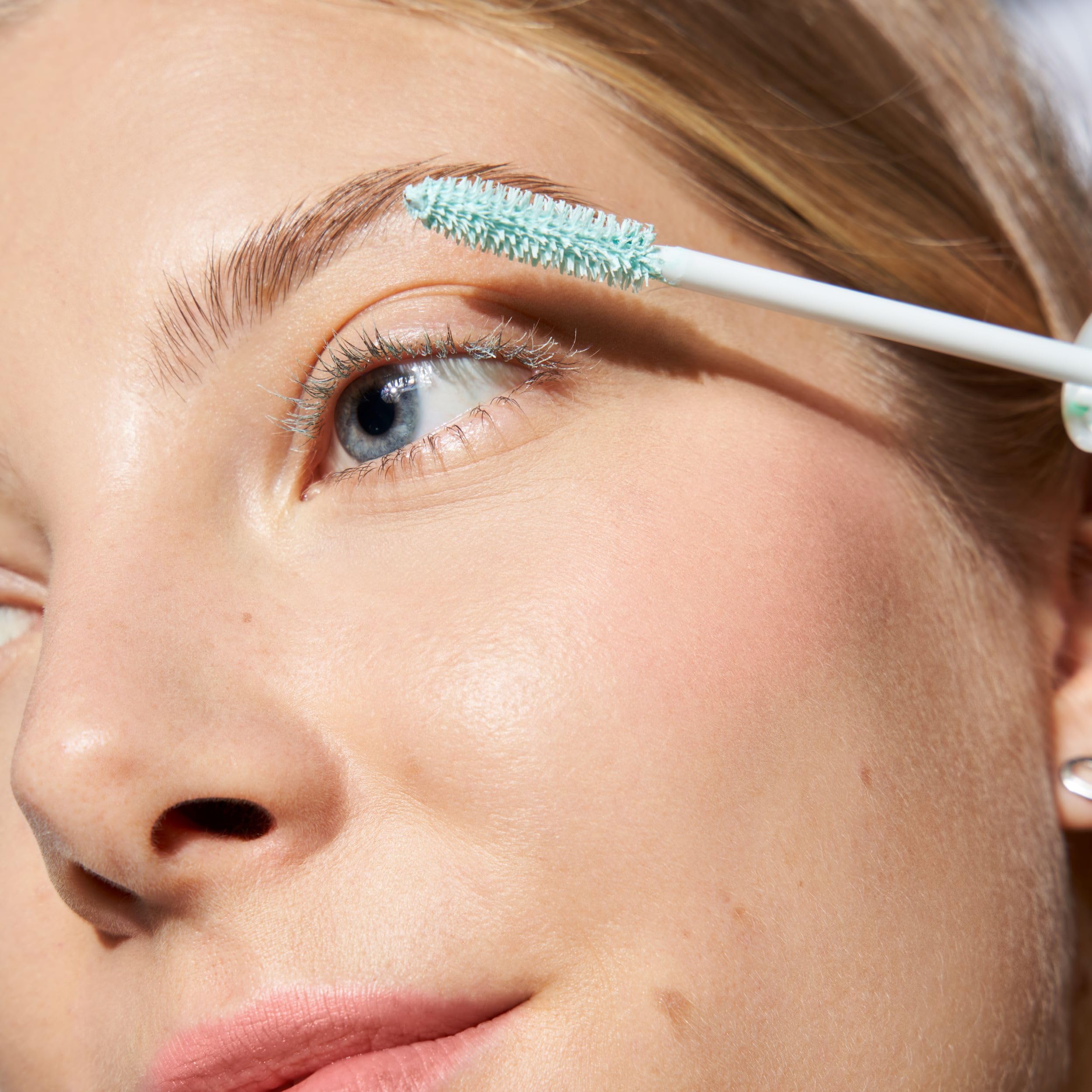 essence lash princess primer after priming shows length hint