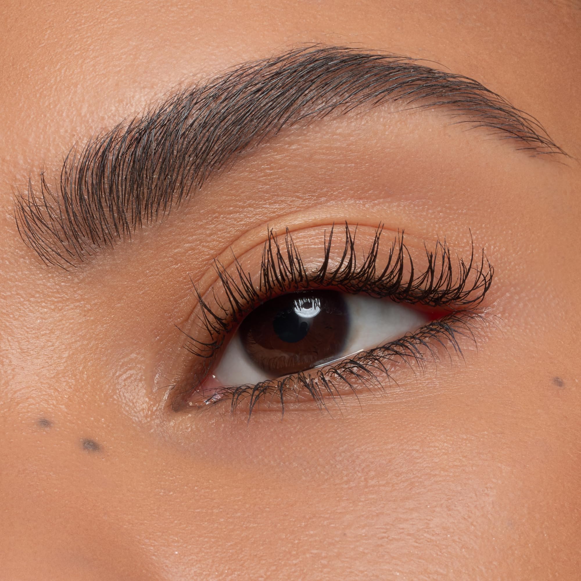 essence Lash Without Limits 03 Waterproof Black swatch resists moisture