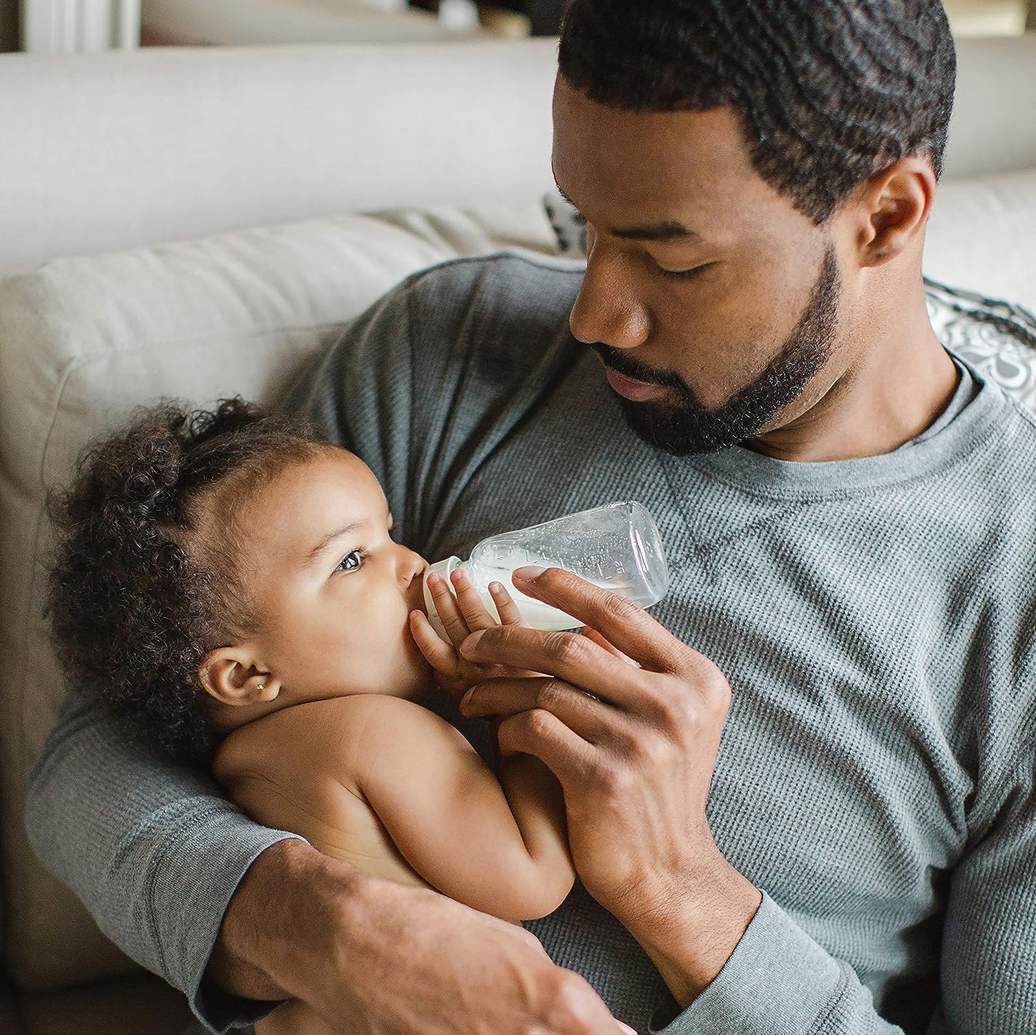 Evenflo BPA-free food-grade materials—safe construction for daily use.