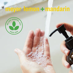 Dermatologist-tested hypoallergenic formula suitable for sensitive skin.