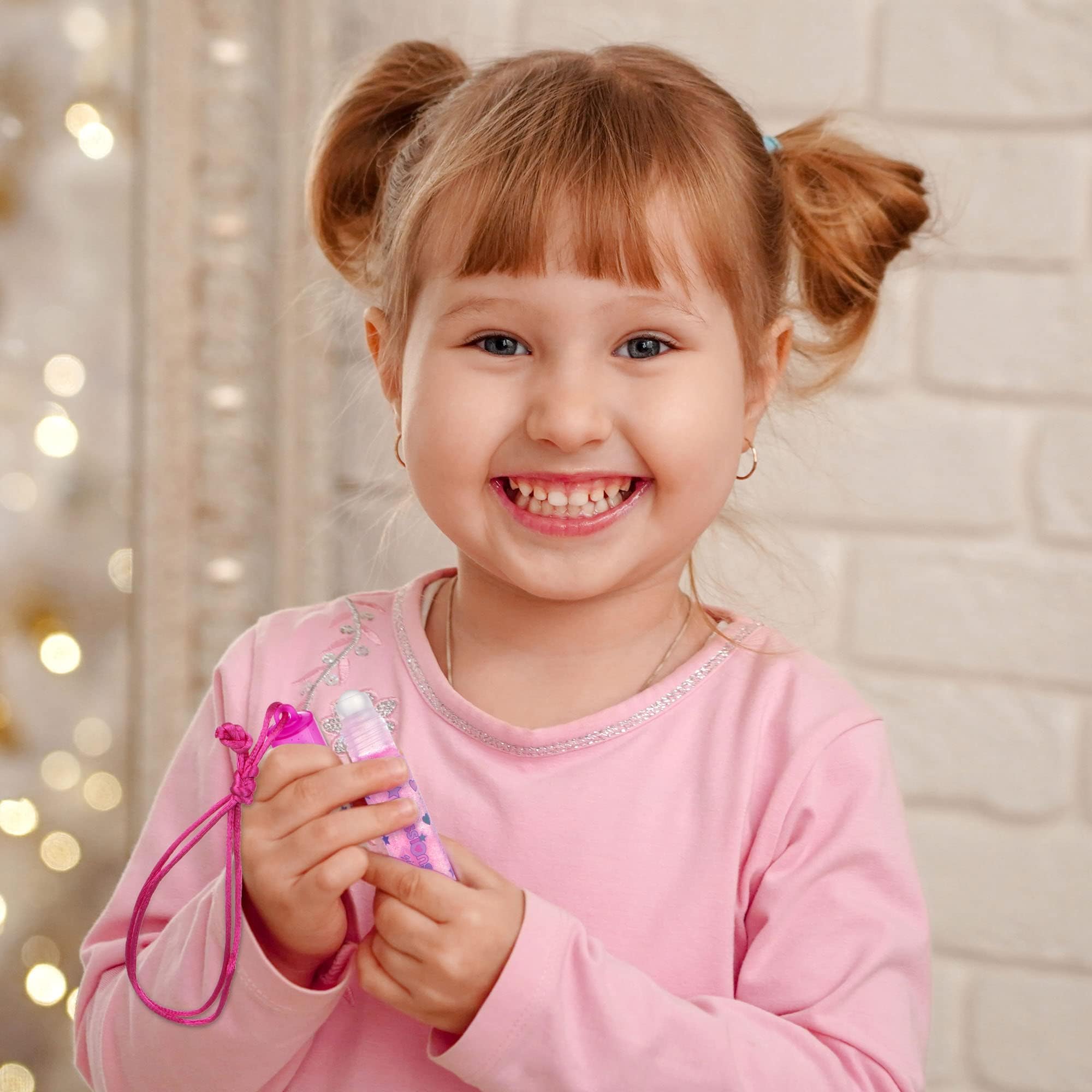 EXPRESSIONS washable glitter gloss, simple cleanup with soap and water.