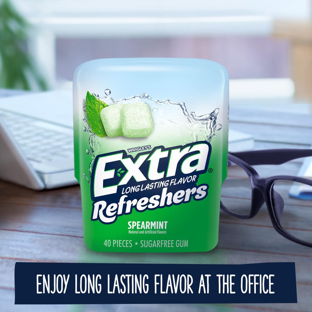 Extra Refreshers Spearmint gum refreshing moment for a cool boost.