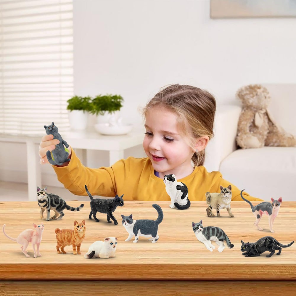 EYSCOTA cake topper-ready cat figurines packaging for celebrations.