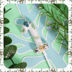 FAMGift candle base shows zebra, lion and giraffe illustrations
