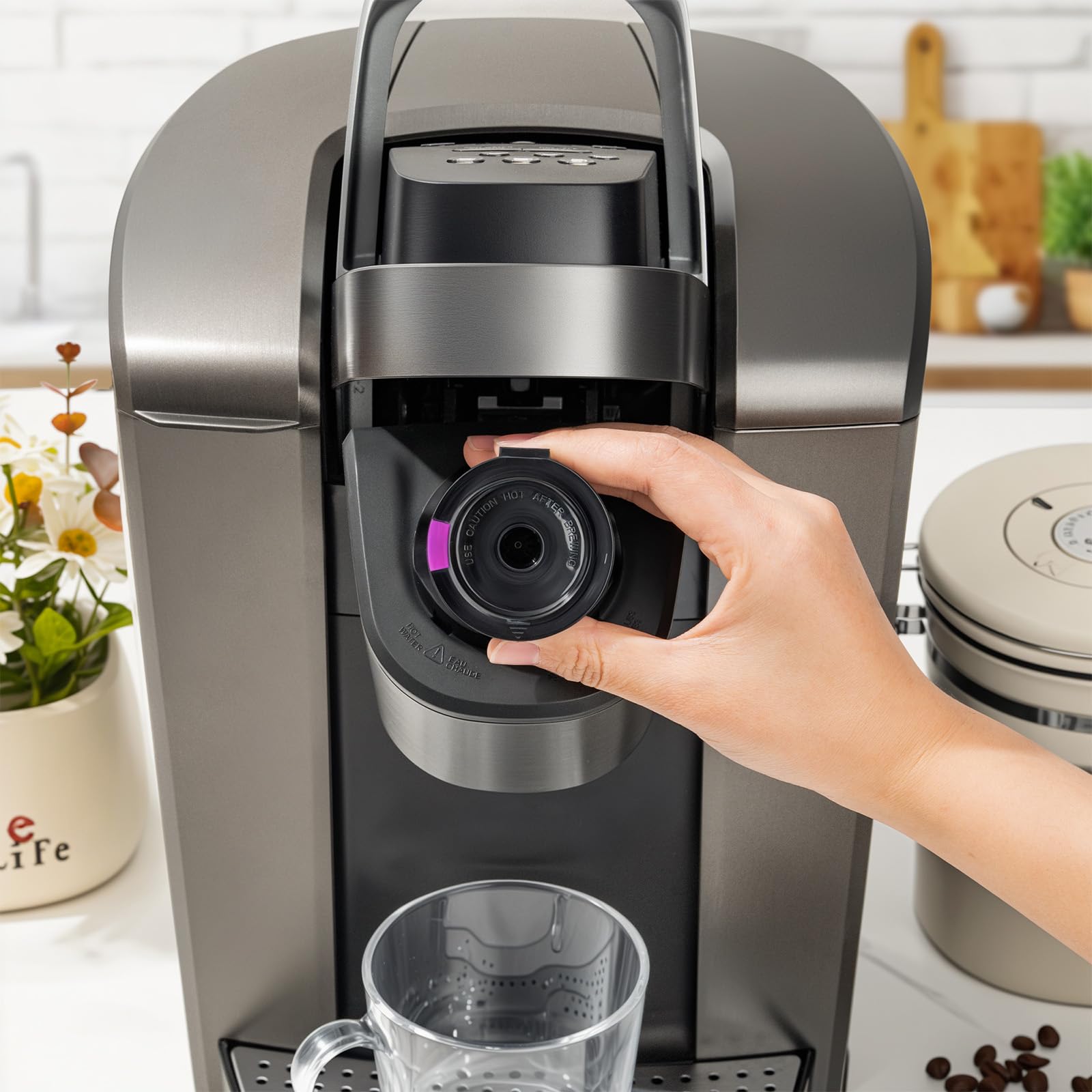 Fanativita universal compatibility covers multiple Keurig machines for home brewing.