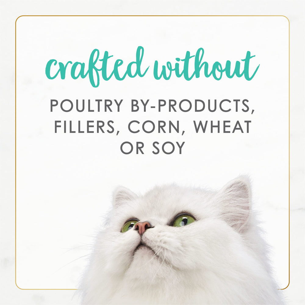 Fancy Feast Gourmet Naturals label close-up emphasizing natural ingredients.