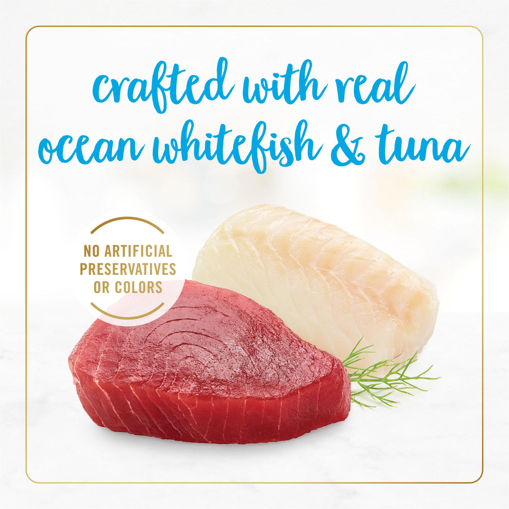 Fancy Feast Gravy Lovers ocean whitefish close-up highlighting rich gravy