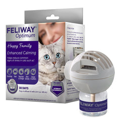Feliway Optimum plug-in diffuser in outlet promotes daily cat calm