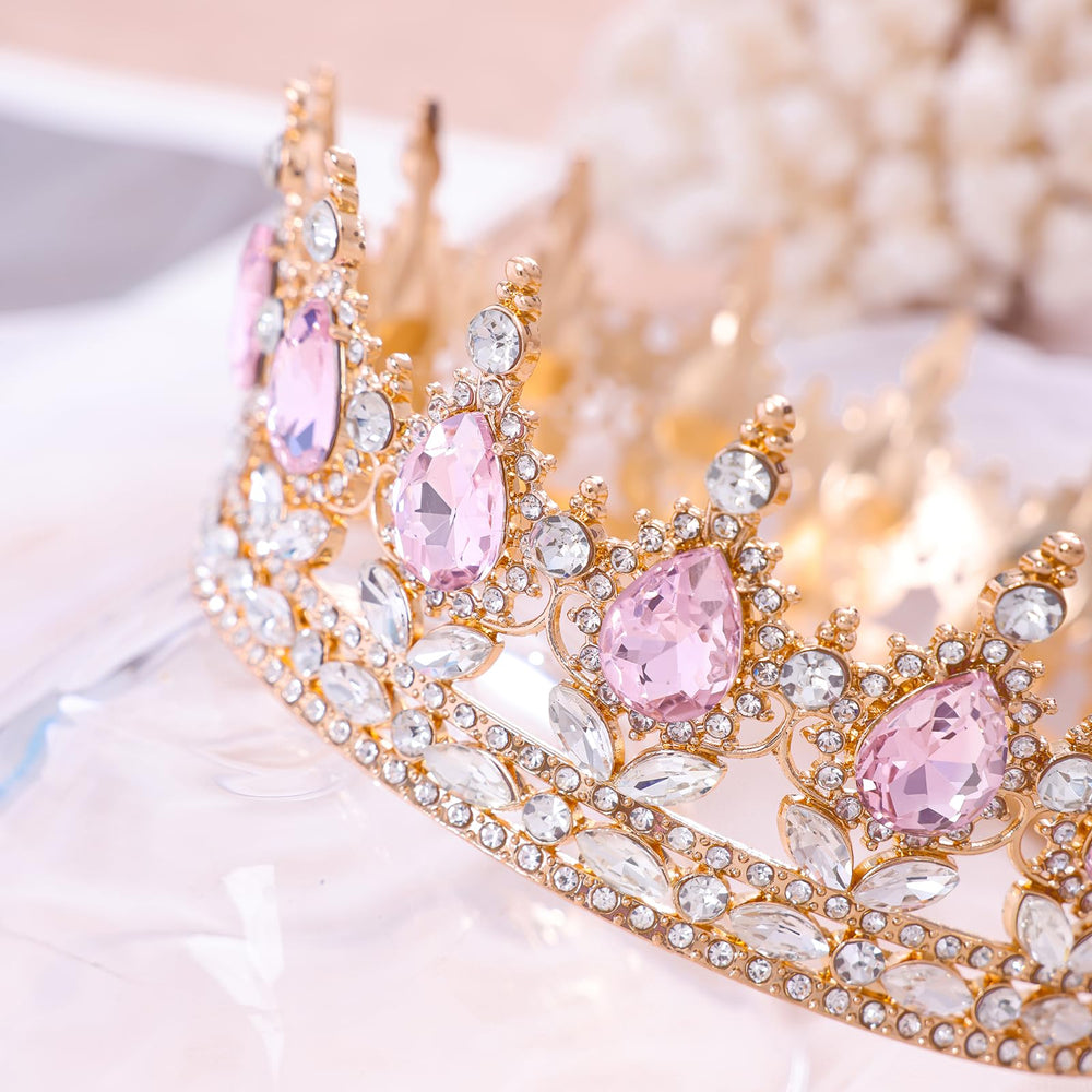 Feltent pink queen crown rhinestones detail for a timeless party look