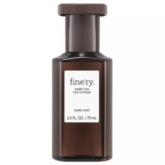 Fine'ry Vanilla Gourmand mini mist bottle highlighting vanilla note for day-to-night wear