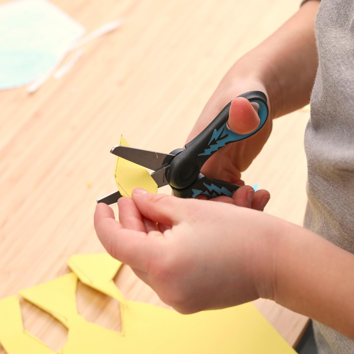 Fiskars SoftGrip blunt-tip kids scissors safe cutting for arts and crafts