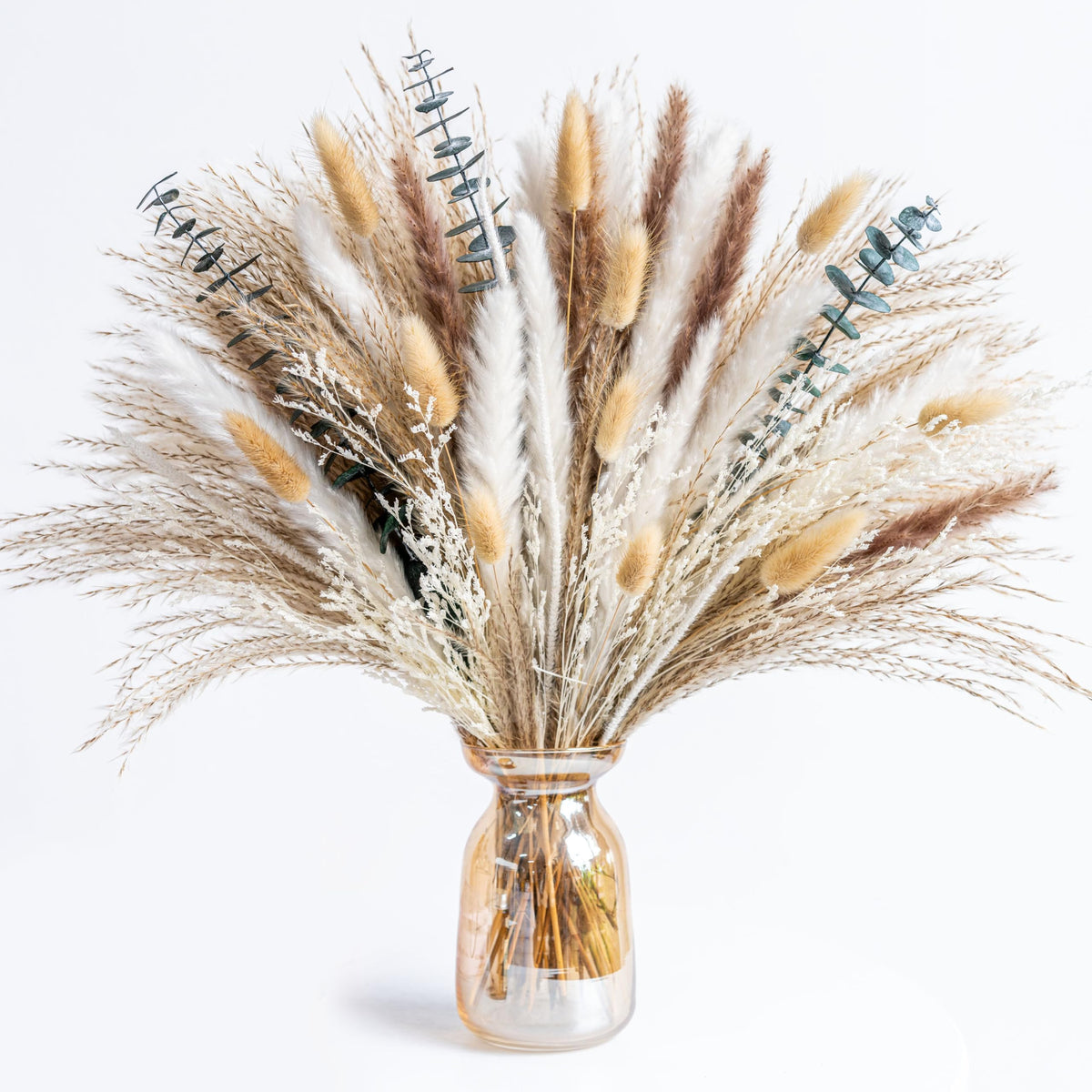 FloraDream boho pampas bouquet centerpiece for elegant tables.