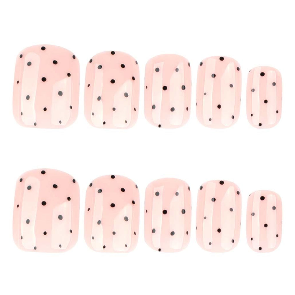 Foccna packaging shows 24 nails, file, and 36-grain jelly for prep.