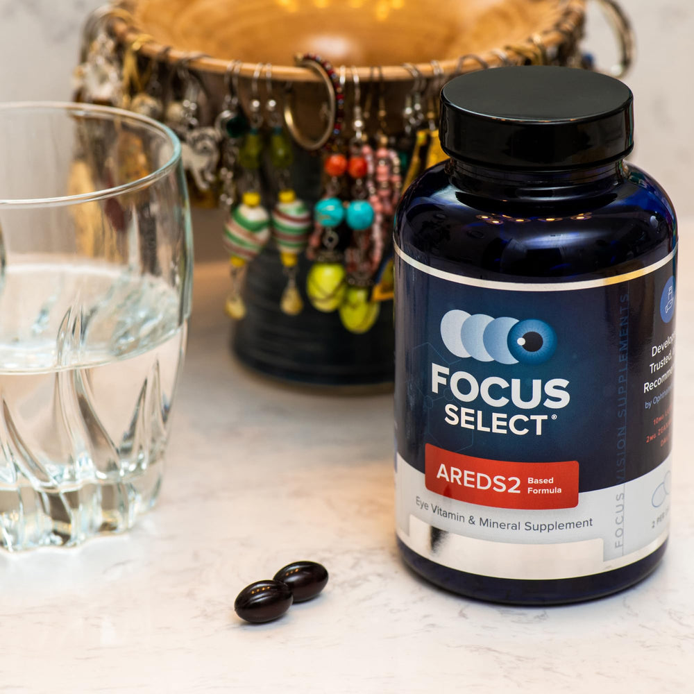Smoker-safe formula with lutein and zeaxanthin for eye health in Focus Vision Select AREDS2.