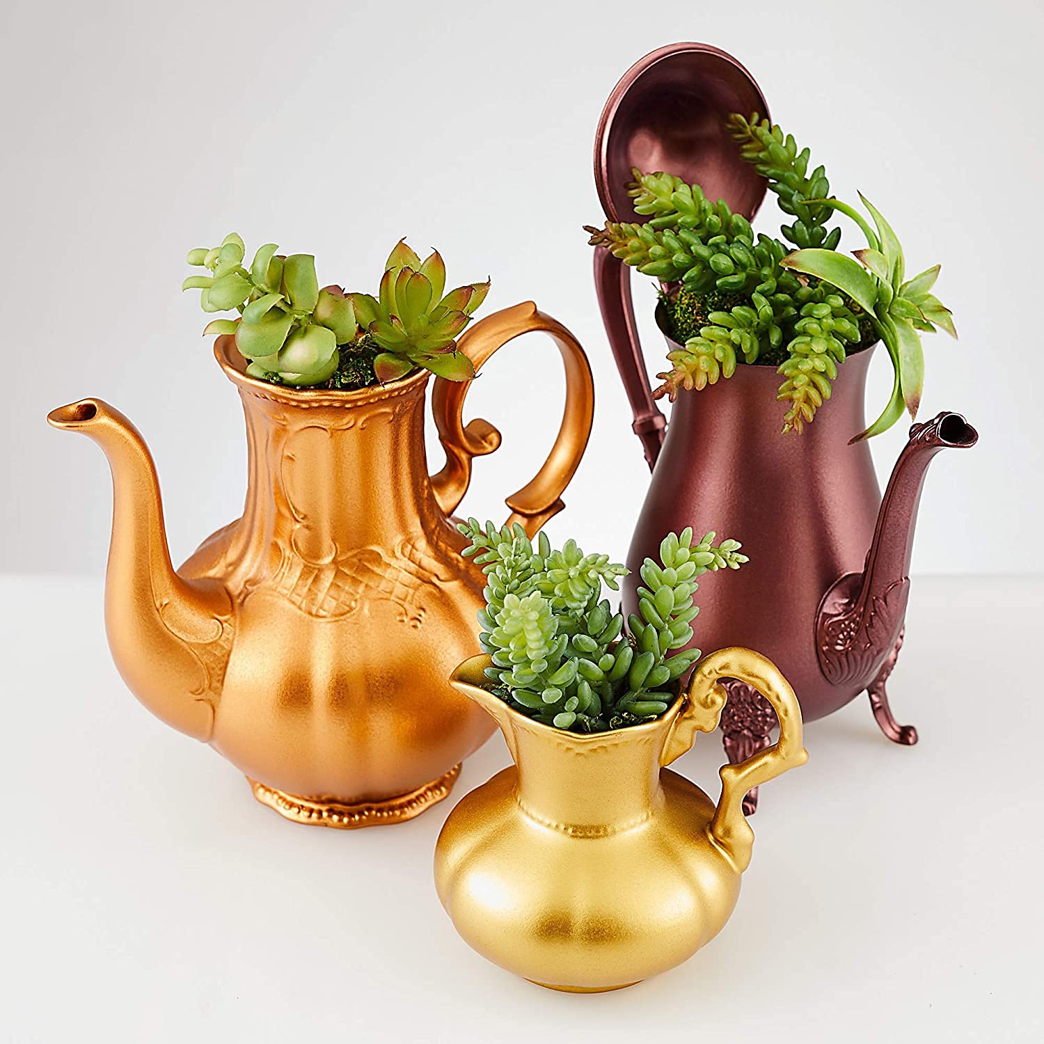 FolkArt Treasure Gold is proudly American-made quality
