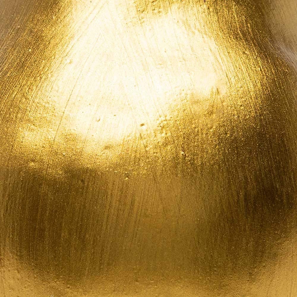 FolkArt Treasure Gold on wood reveals a rich metallic shimmer