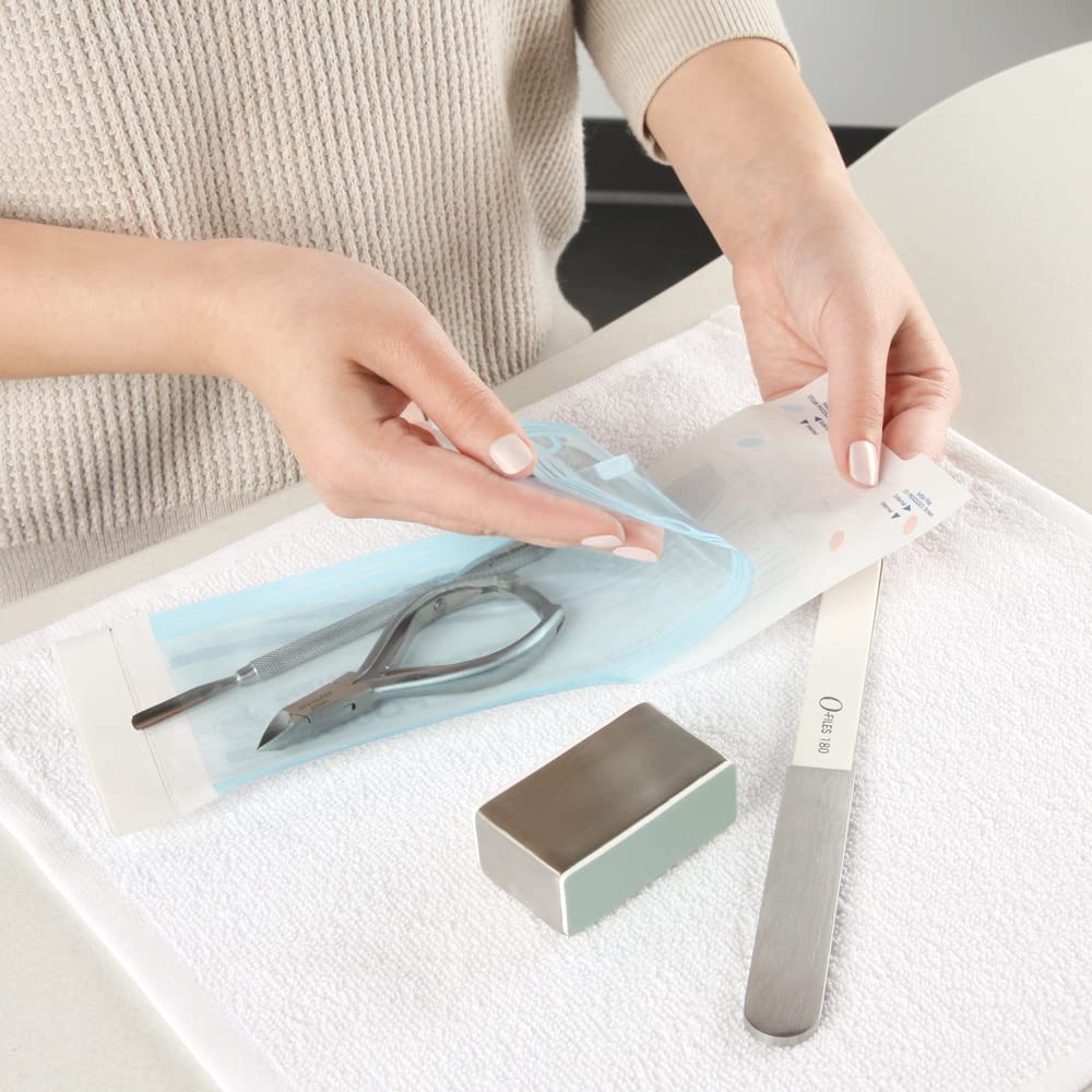 ForPro latex-free pouches reduce latex exposure in clinical settings.
