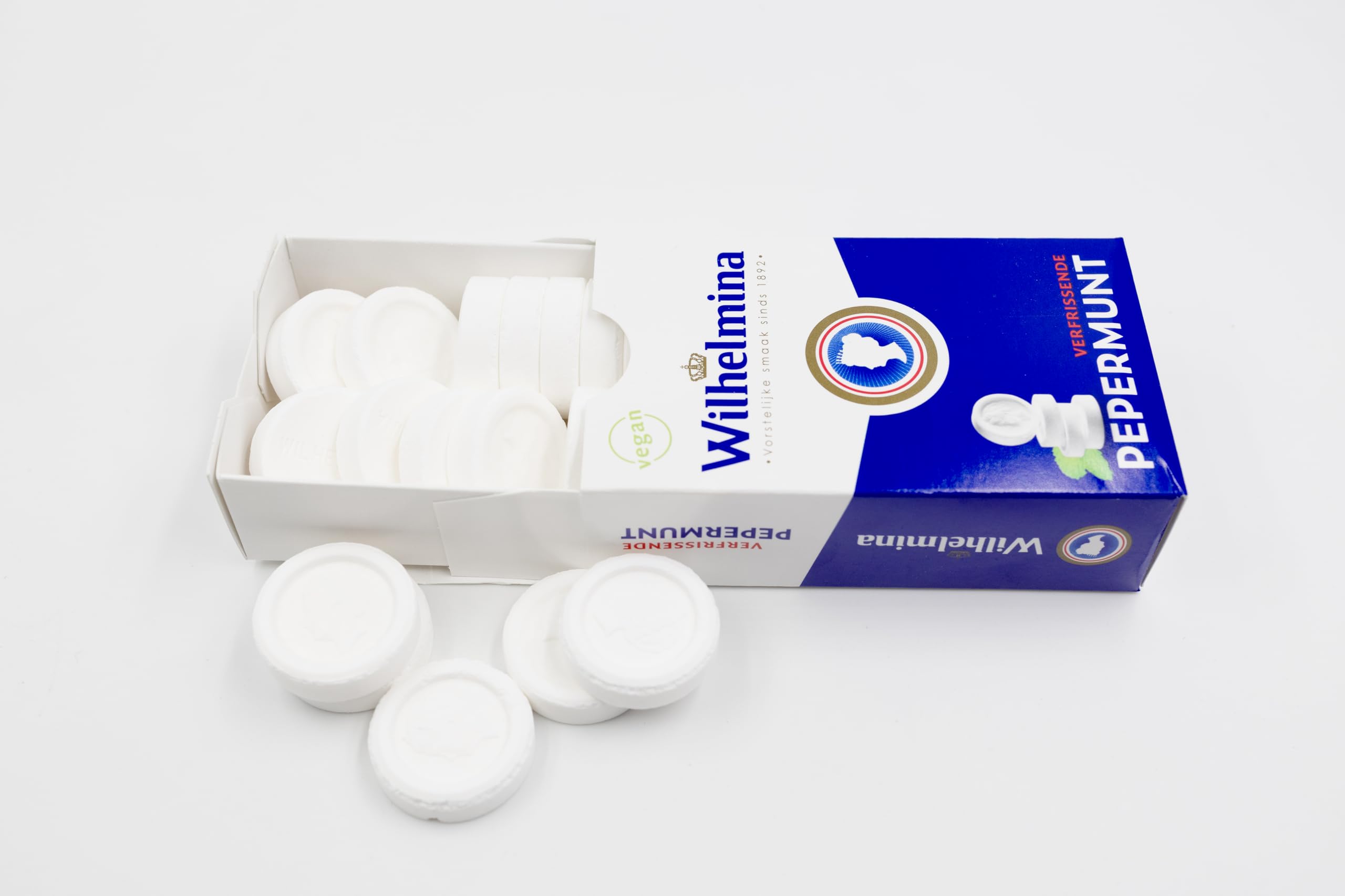 Dutch-made Fortuin Wilhelmina Peppermints highlight traditional candy craftsmanship