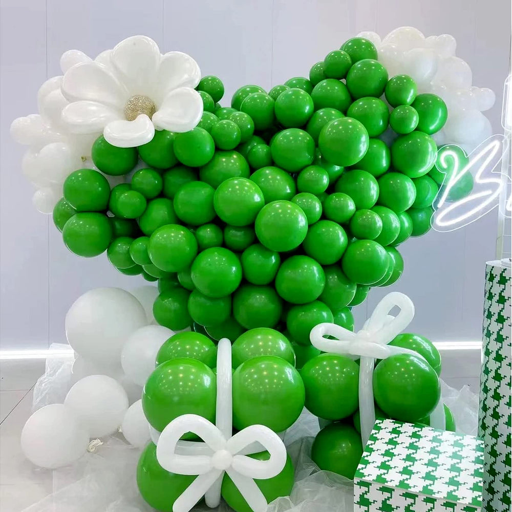 FOTIOMRG green balloons ideal for birthdays and showers.