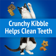 Friskies cat treats deliver a crunchy texture that satisfies snacking urges.